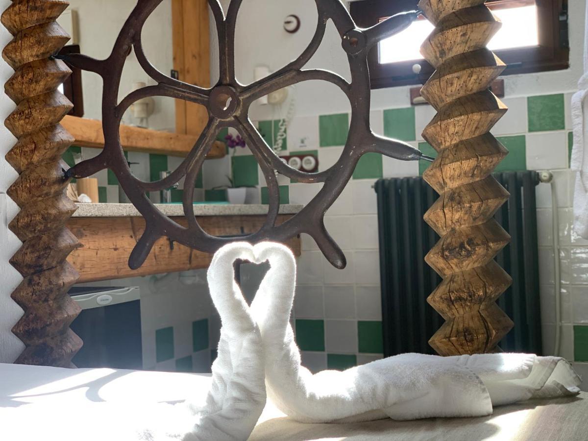 Habitaciones Rurales La Vertedera I Villar de Ciervo エクステリア 写真